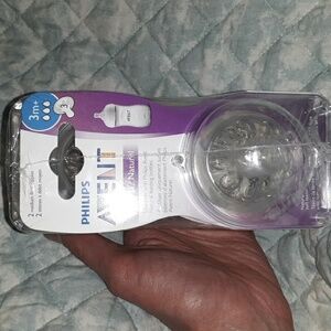 Discontinued Philips Avent Nipples NWT